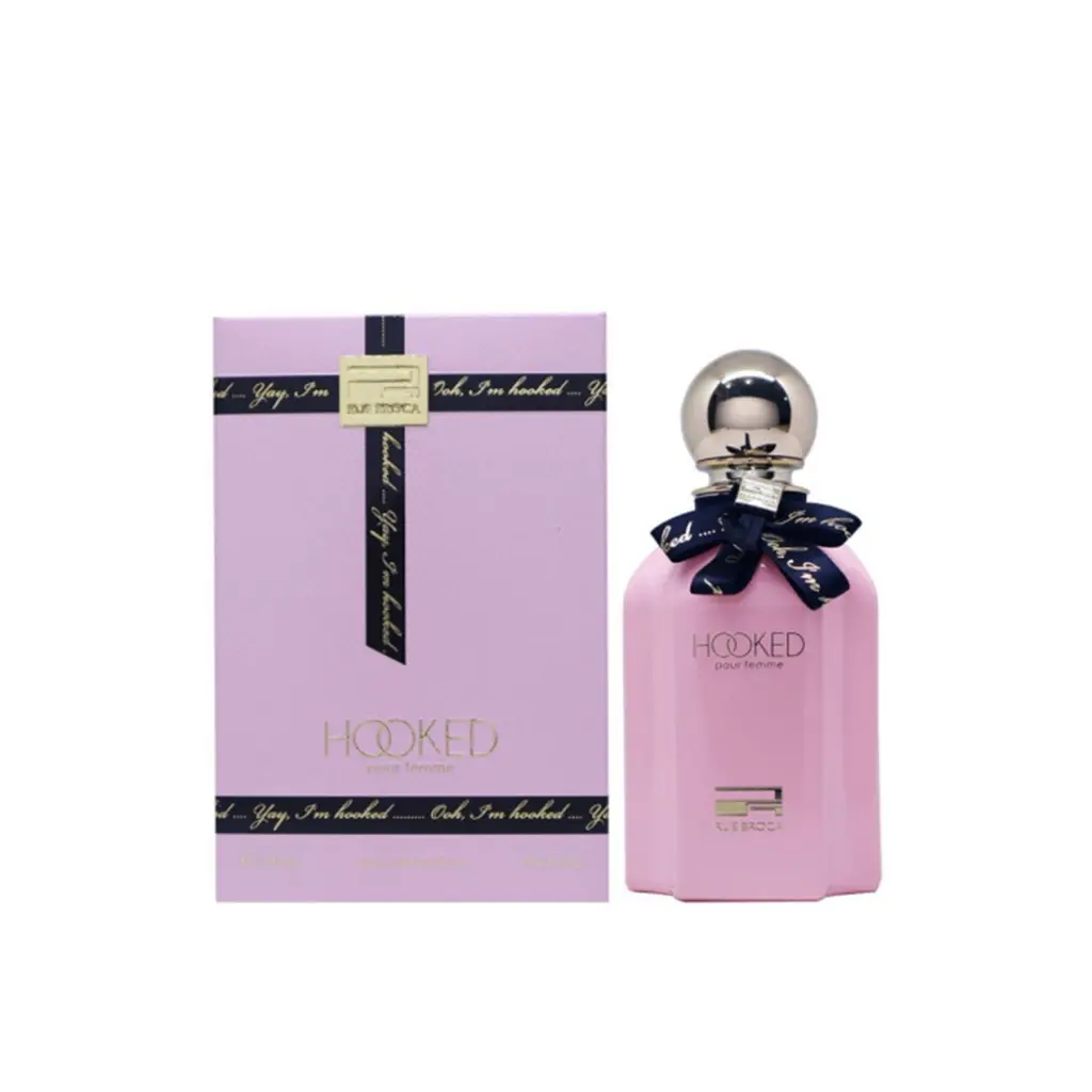 hooked-our-femme-with-box.webp